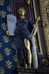 Obraz premium Statue de l'horloge de la Conciergerie à Paris, France