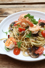 Shrimp spaghetti aglio olio