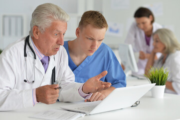 Fototapeta premium professional doctors working in cabinet