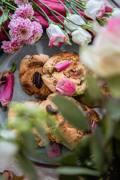 Vegan and gluten free flowers and nuts cookies