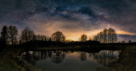 Landschaft mit Milchstra&szlig;e - Milky Way