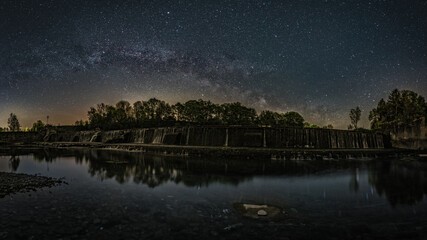 Landschaft mit Milchstraße - Milky Way