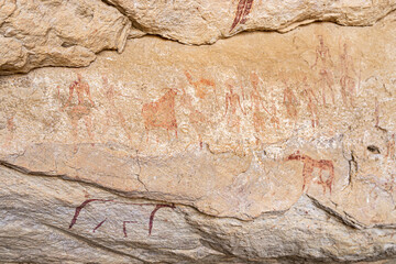 The Ennedi cave paintings date from around 4,000 years ago, Chad, Africa
