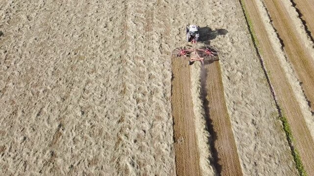 tedder agricultural machine