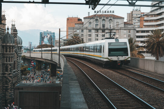 Medell&iacute;n Downtown, Colombia
Edificio Coltejer, Palacio Nacional, Hotel Nutibara