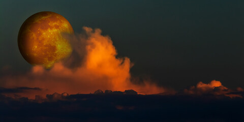 Mond, Sonnenuntergang