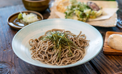 蕎麦と天ぷら　　天せいろ