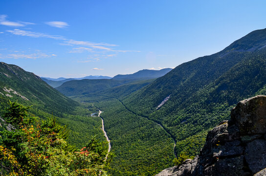 The view from Mount Willard, New Hampshire.