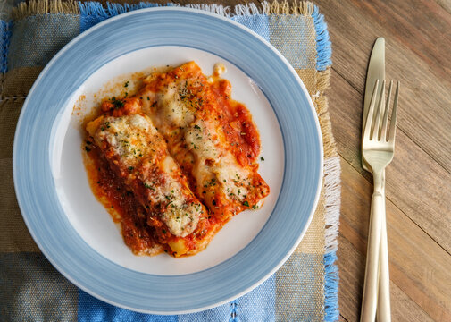 Italian American Stuffed Manicotti