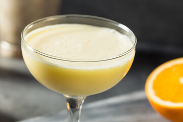 Refreshing Boozy Golden Dream Cocktail