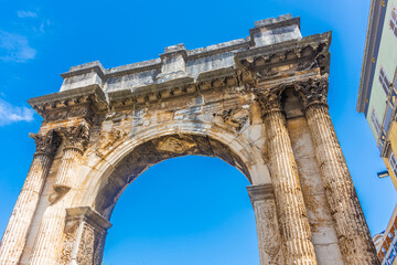 Obraz premium Triumphal Roman Arch in Pula, Croatia