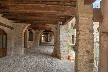 Obraz premium medieval village of camerata cornello