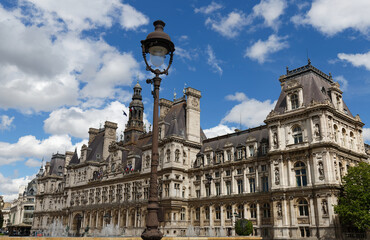 Fototapeta na wymiar Paris, the city hall, place de l Hotel de Ville, beautiful parisian monument.