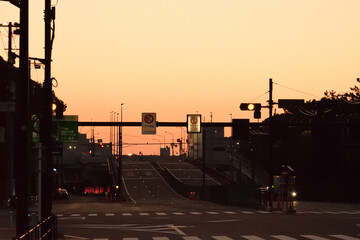 早朝の交差点