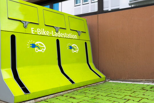 E-Bike (Ladestation) Charging Station