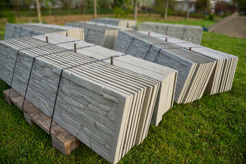 Build prefabricated or precast concrete fence