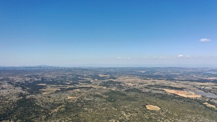 Massif des corbières dans le sud de la France