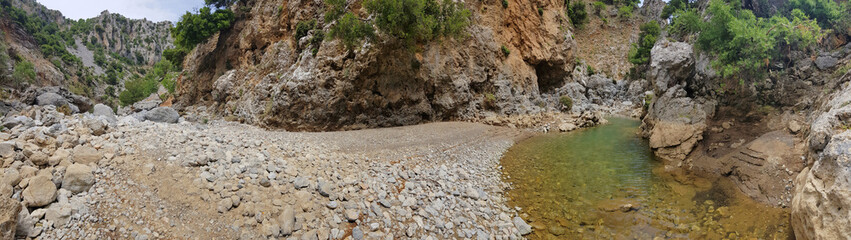 Wildes Kreta: Die Havga-Schlucht / Lasithi-Hochebene