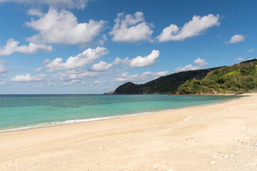 Fototapeta na wymiar 奄美大島の国直海岸　サンゴビーチ