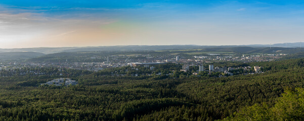 Panorama der Stadt Kaiserslautern mit Betzenberg