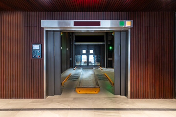 entrance to the High technology automatic smart car parking lift
