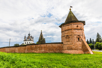 Obraz premium The Archangel Michael Monastery in the center of the city in the ring of ancient earthen ramparts of the 12th century, left over from the city Kremlin. Yuryev-Polsky, Russia