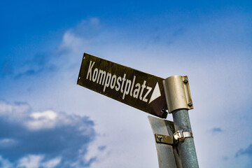 Kompostplatz Wegweiser