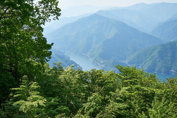 東京都　月夜見第一駐車場からの奥多摩湖
