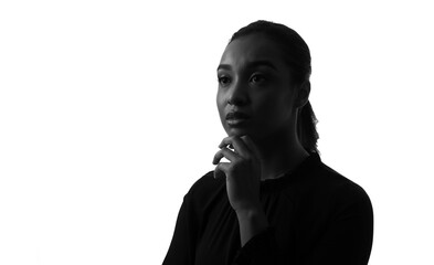 考える黒人女性の横顔　シルエット