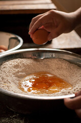 preparing a cake