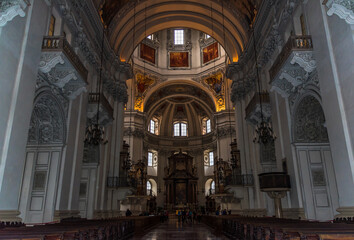 Obraz premium Salzburg, Austria, October 2018 - beautiful view of the interior of of Dom zu Salzburg (Salzburg's Cathedral)