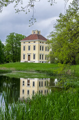 Fototapeta na wymiar Schloss Luisium in Dessau