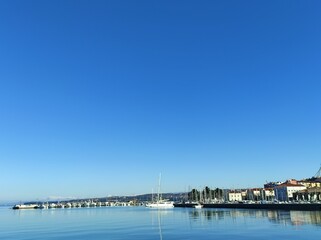 Fototapeta premium view of the town