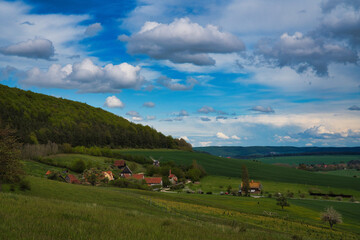 Fototapeta na wymiar Landschaft Frühling