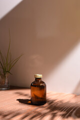 ボタニカルなアロマボトル