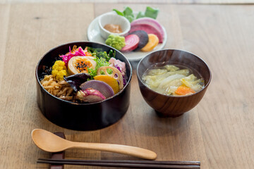 わっぱ　野菜料理の定食