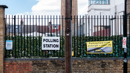 Newham, London, United Kingdom, 06 May, 2021: Referendum, Newham’s electors have a once in a generation opportunity to change how are governed, to ensure power is shared not one all powerful Mayor 
 - obrazy, fototapety, plakaty
