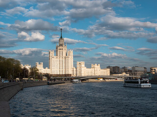 Fototapeta na wymiar Cityscape near tower at Kotelnicheskaya embankment