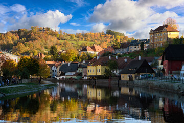 Fototapeta na wymiar The panoramic views of Cesky Krumlov, Czech Republic, on an autumn afternoon, the old town in europe and the world heritage site is famous and popular with tourists.