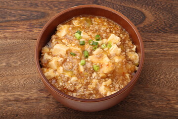 麻婆丼