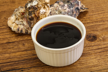 Oyster sauce in the bowl