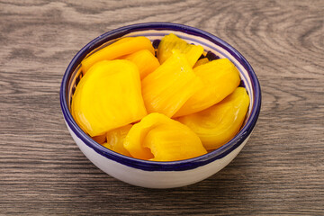 Canned Jackgruit in the bowl