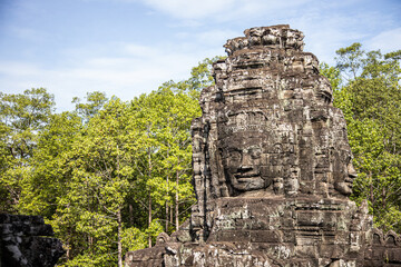 Fototapeta premium Ancient temple ruins in the jungles of Siem Reap, Cambodia