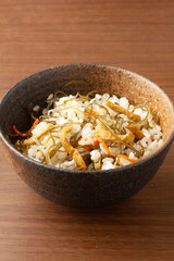 切り昆布の炊き込みご飯