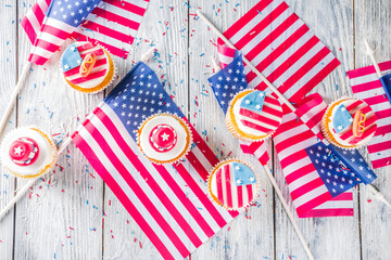 Obraz premium Patriotic USA cupcakes