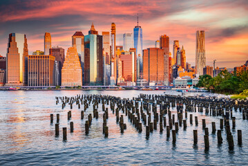 New York City, Manhattan and Brooklyn Old Pier, United States