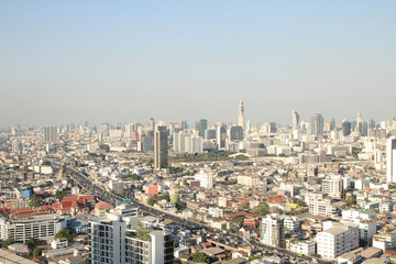 Fototapeta na wymiar The atmosphere of the tall building and the view of Bangkok city 18 4 2018