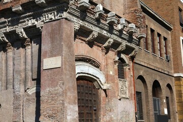 Fototapeta na wymiar Rome landmark - Casa dei Crescenzi