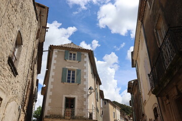 Fototapeta na wymiar Das alte Bergdorf Saignon, Provence, Frankreich
