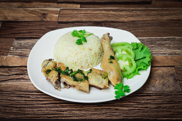 Steam chicken with rice